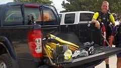 Tauchequipment auf einem Pick-up